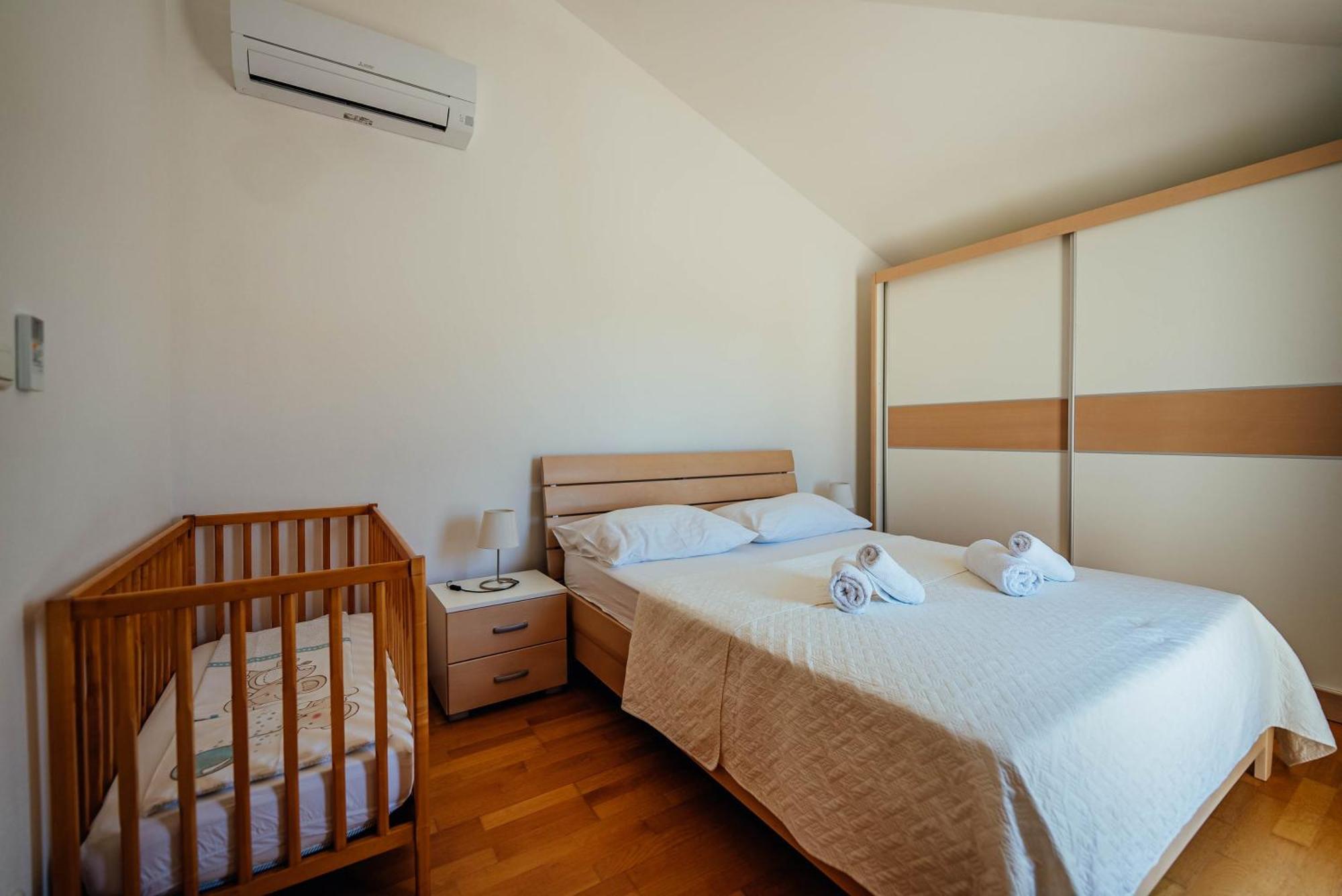 Villa Latica Donji Proložac Exteriér fotografie