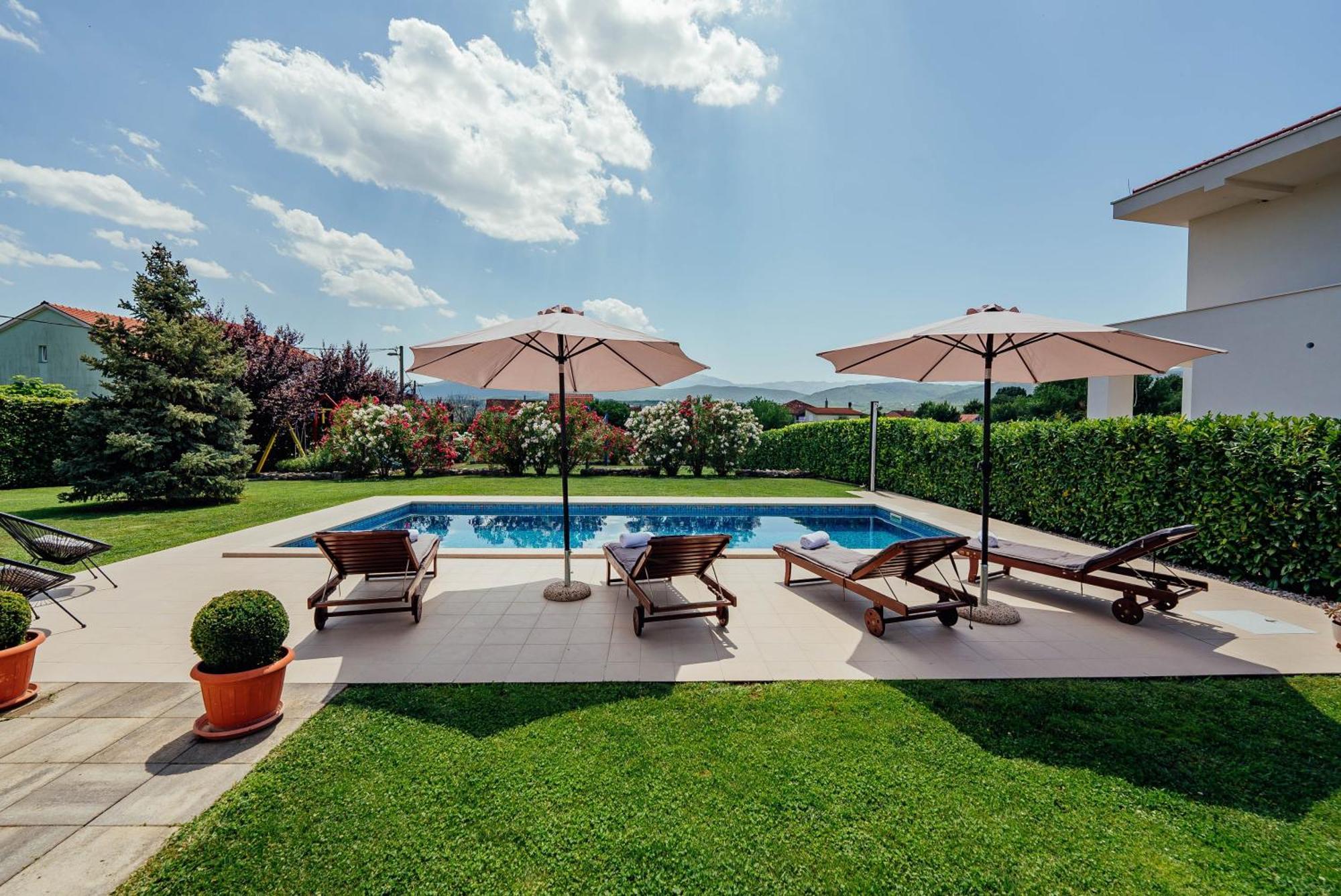 Villa Latica Donji Proložac Exteriér fotografie
