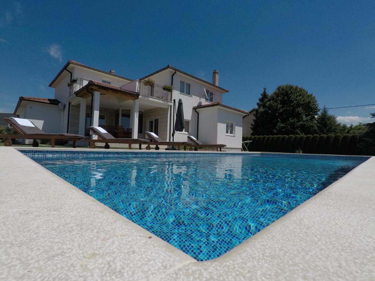Villa Latica Donji Proložac Exteriér fotografie